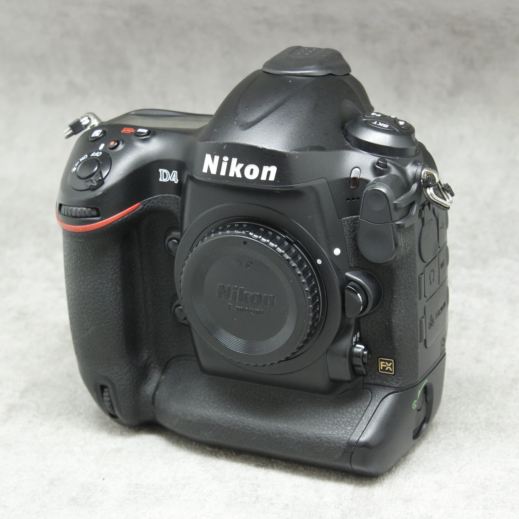 ちゃんりい様専用】中古品 Nikon D4ボディ【3月25日(土)のYouTube生