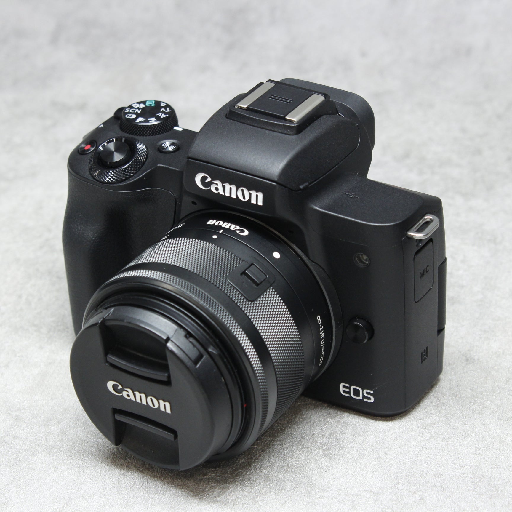 Canon EOS kiss M標準レンズ(ef-m15-45mm)レンズセットテレビ・オーディオ・カメラ