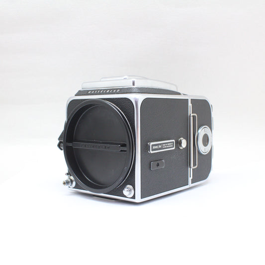 中古 HASSELBLAD 500C/M フィルムバック付 【4月19日(土)Youtube生配信でご紹介】　　