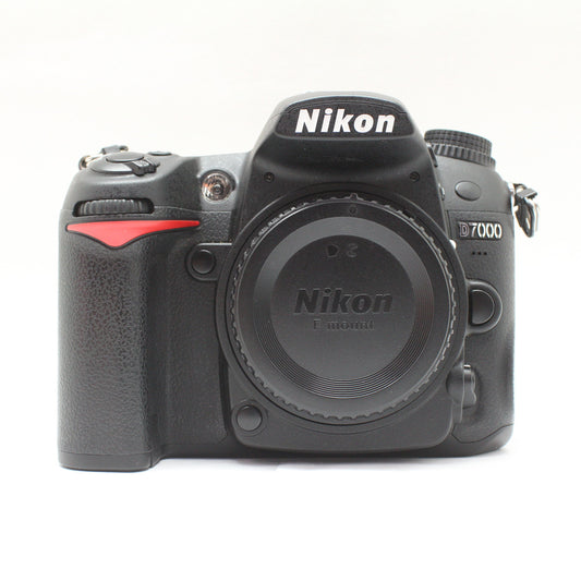 中古 Nikon D7000 ボディ　