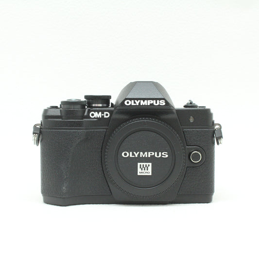 中古 OLYMPUS OM-D E-M10 Mark iii ブラック