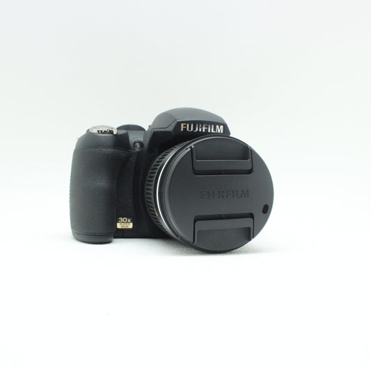 中古 FUJIFILM FINEPIX HS10
