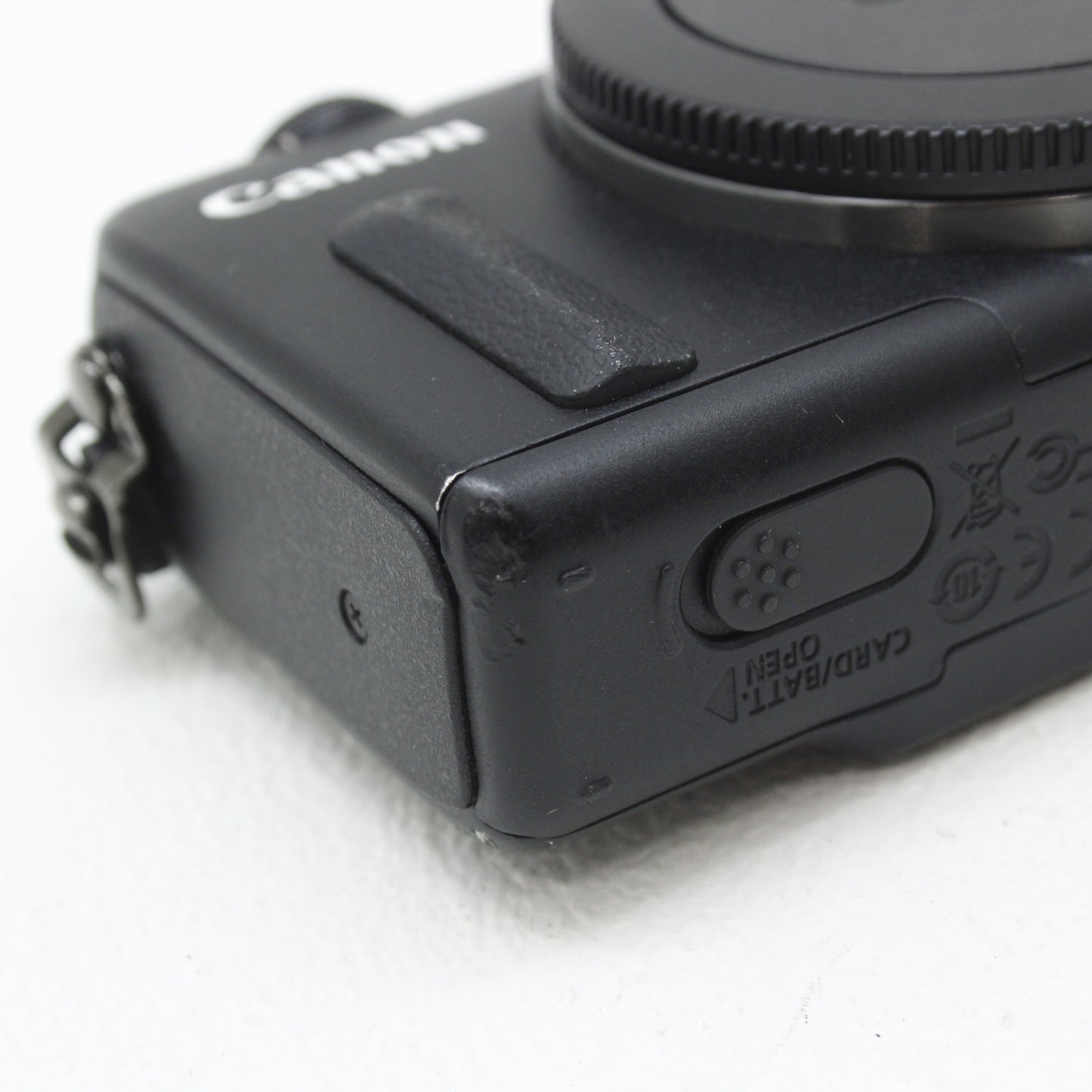 中古 Canon EOS M2 レンズキット