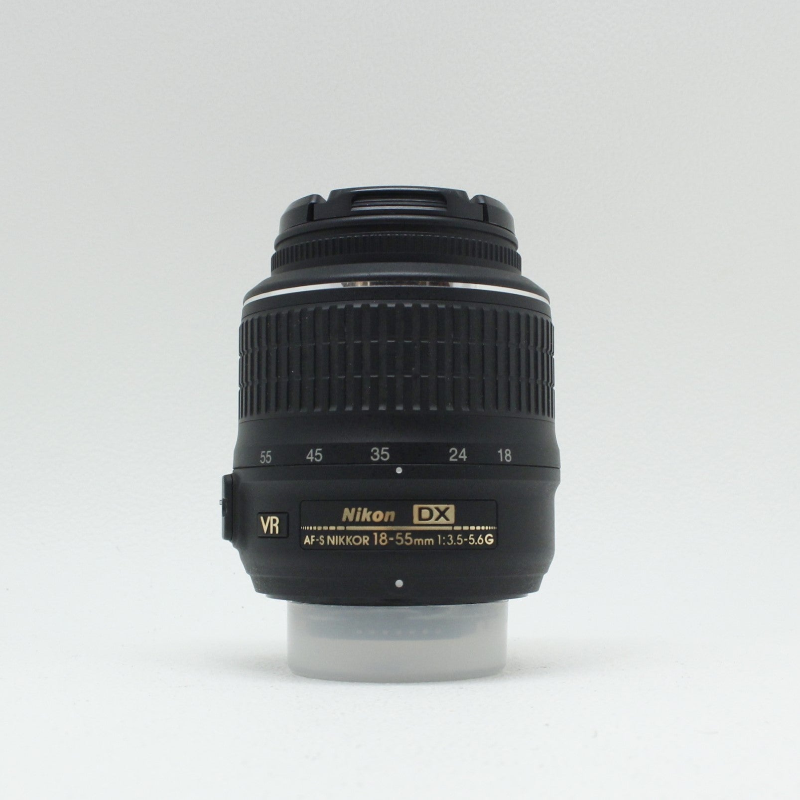  Nikon AF-S DX 18-55mm F3.5-5.6G VR