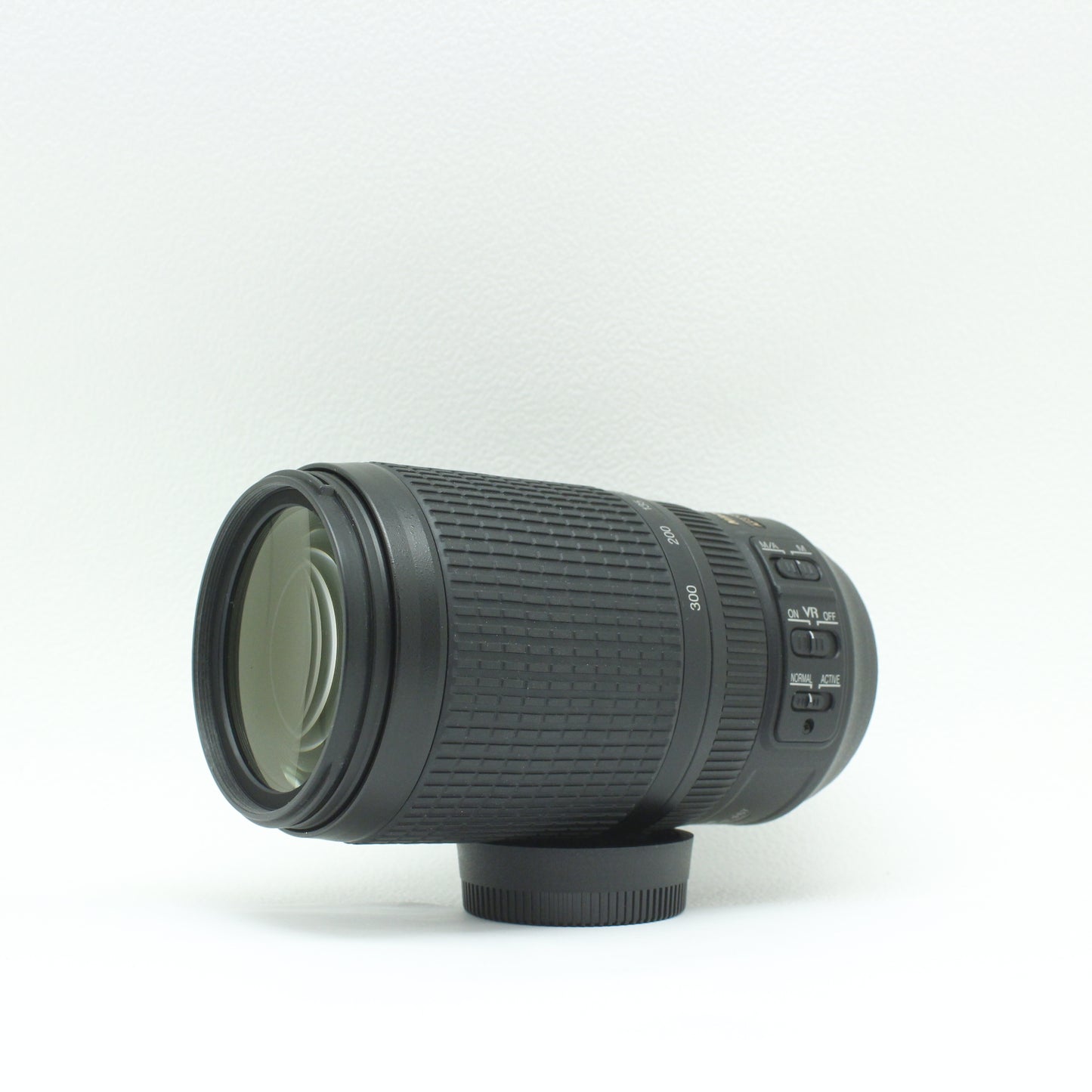 中古 Nikon AF-S 70-300mm F4.5-6 G VR
