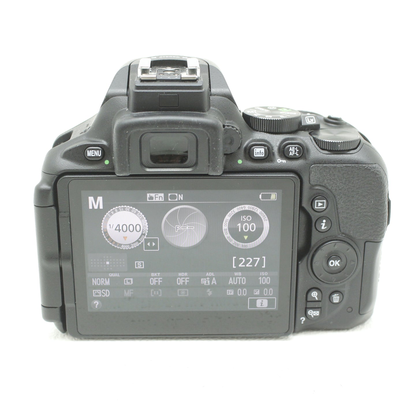 中古 Nikon D5600