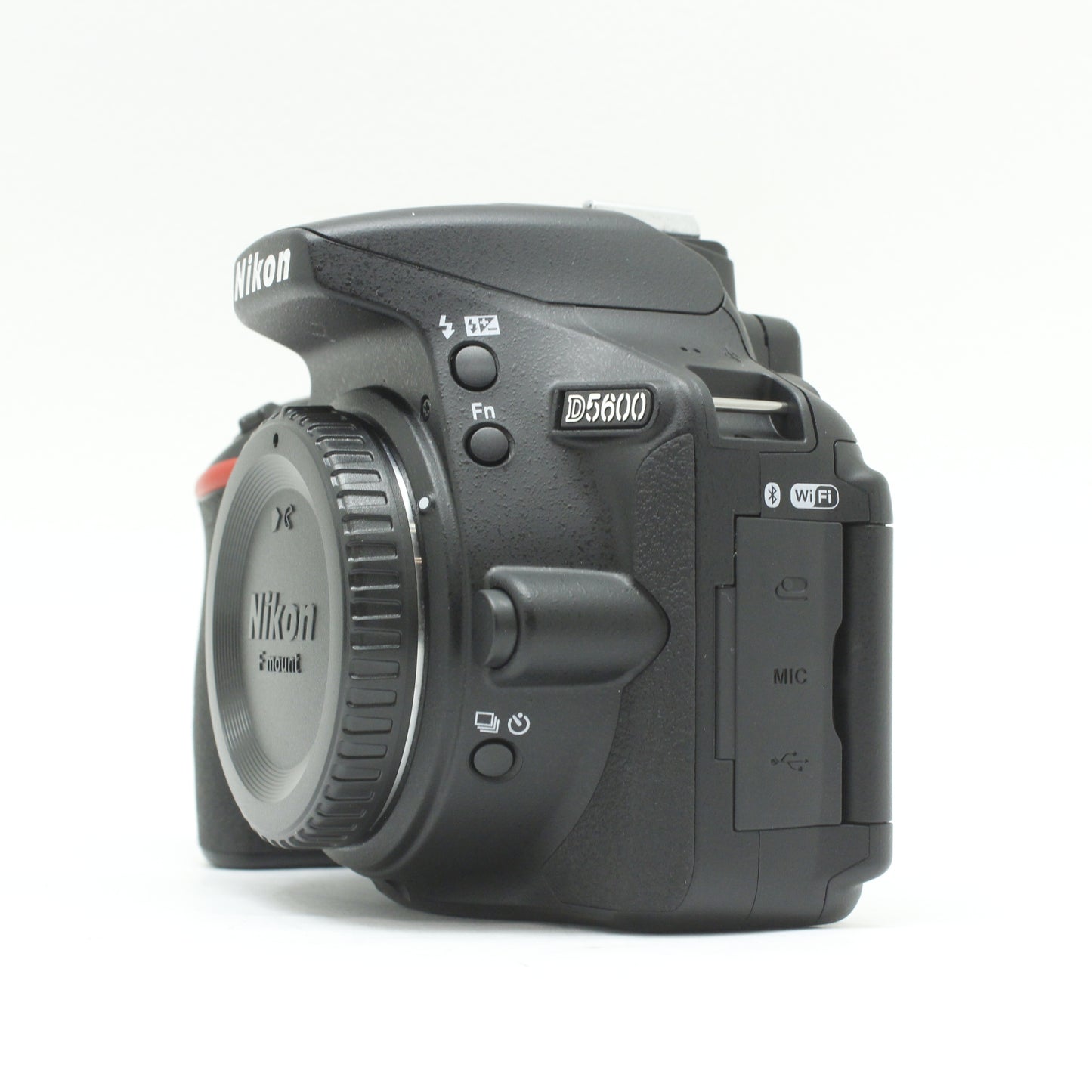 中古 Nikon D5600 ボディ