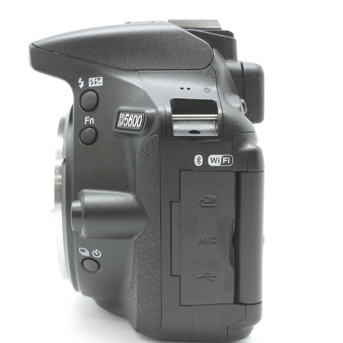 中古 Nikon D5600