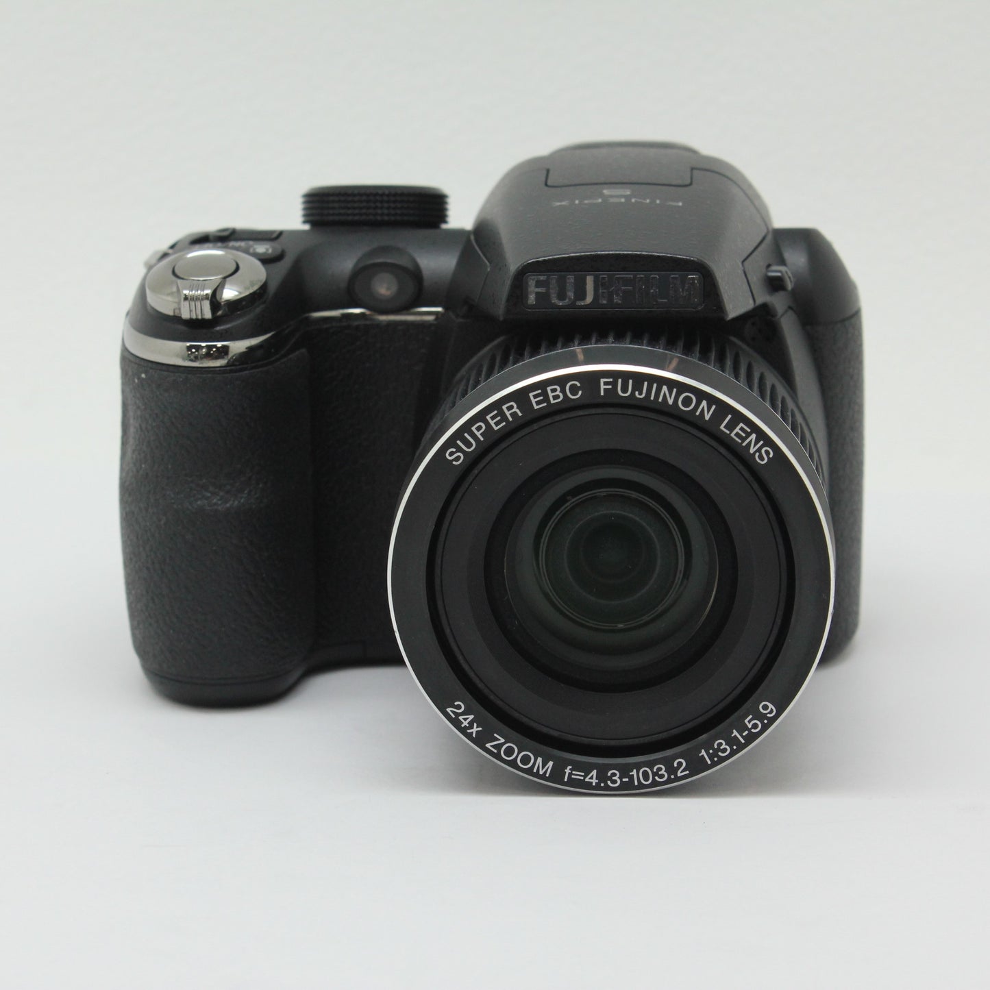 中古 FUJIFULM FINEPIX S3200　