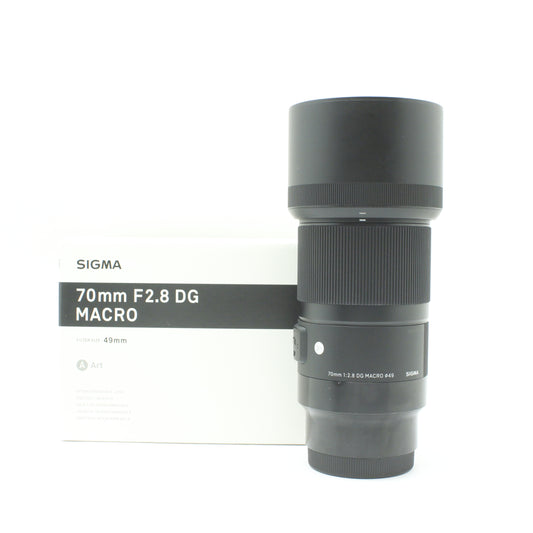 中古 SIGMA 70mm F2.8 DG MACRO (SONY E用)　 【10月11月(土) YouTube生配信でご紹介】