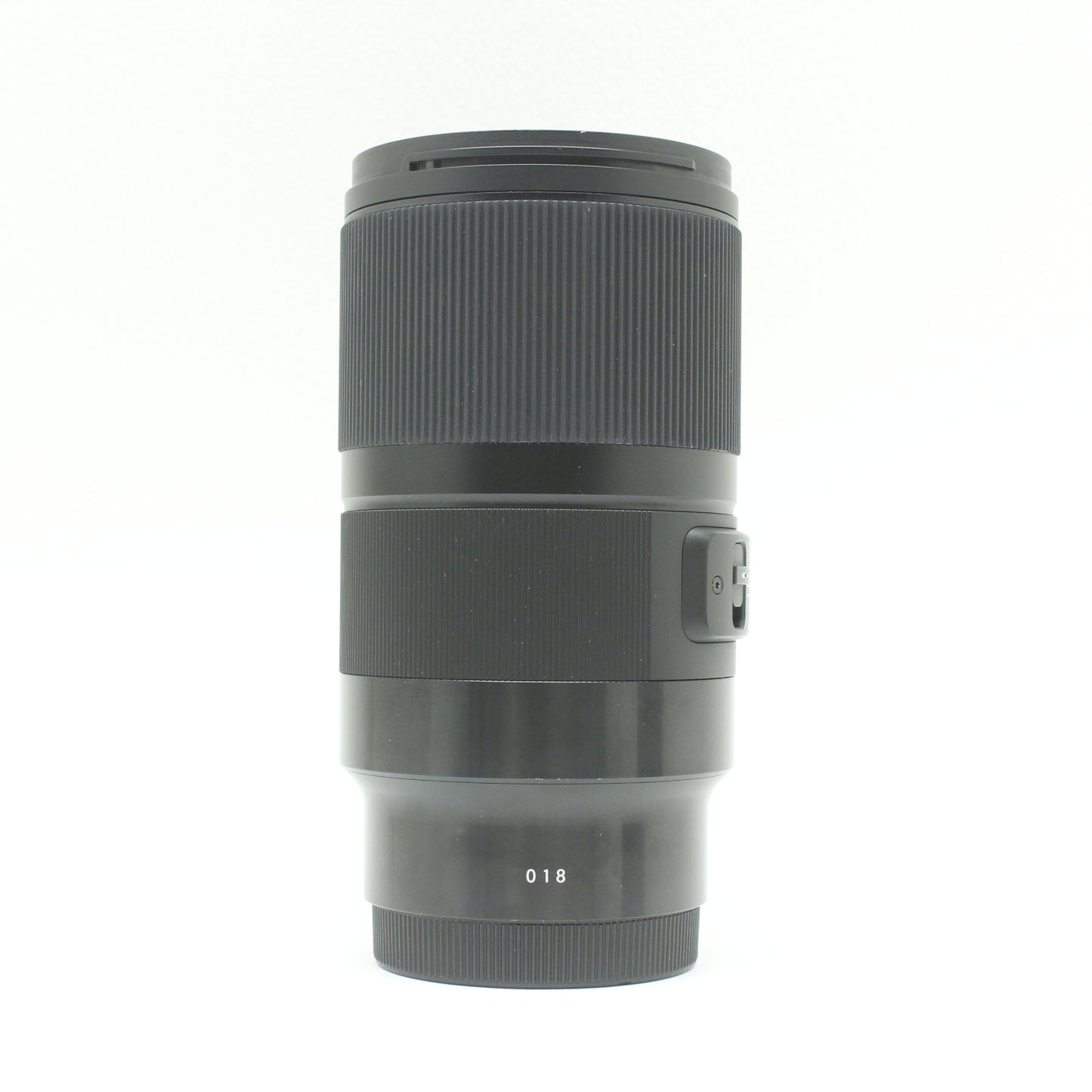 中古 SIGMA 70mm F2.8 DG MACRO (SONY E用)　 【10月11月(土) YouTube生配信でご紹介】