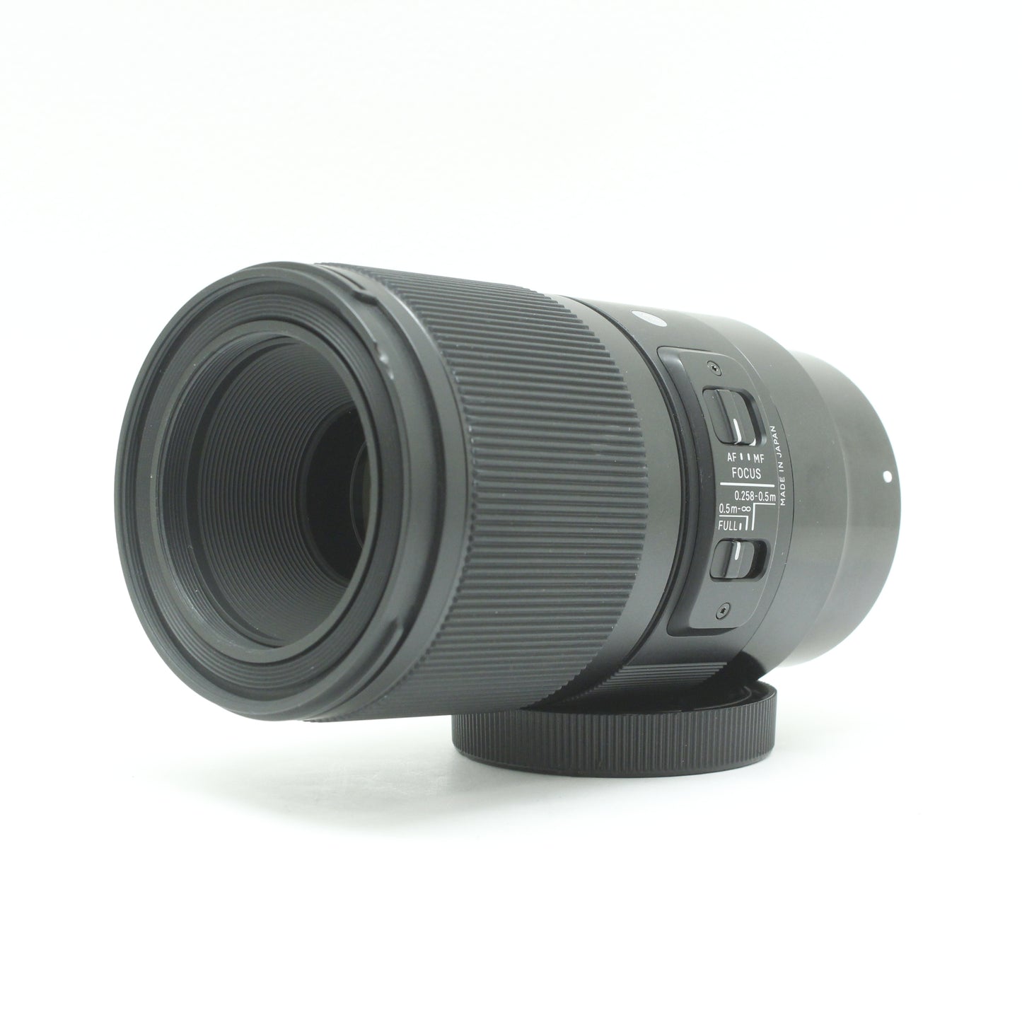 中古 SIGMA 70mm F2.8 DG MACRO (SONY E用)　 【10月11月(土) YouTube生配信でご紹介】