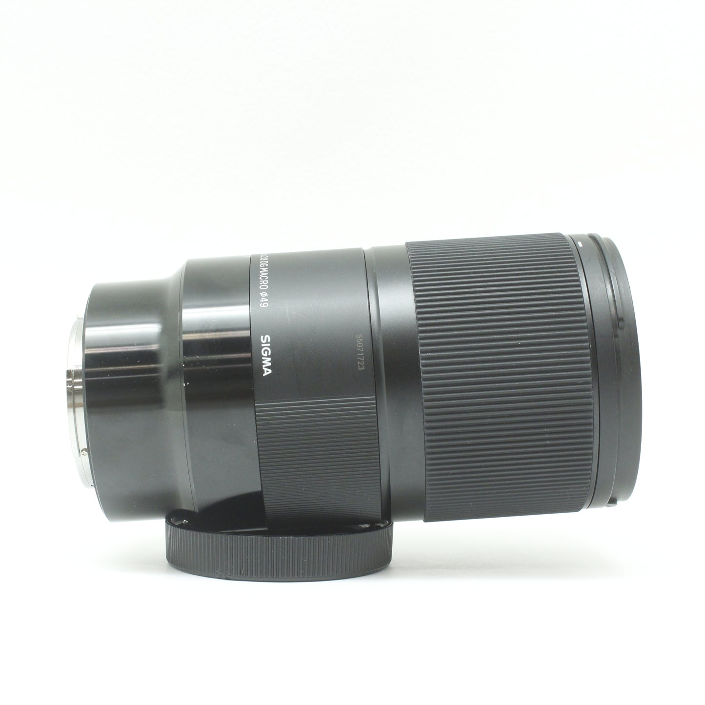 中古 SIGMA 70mm F2.8 DG MACRO (SONY E用)　 【10月11月(土) YouTube生配信でご紹介】