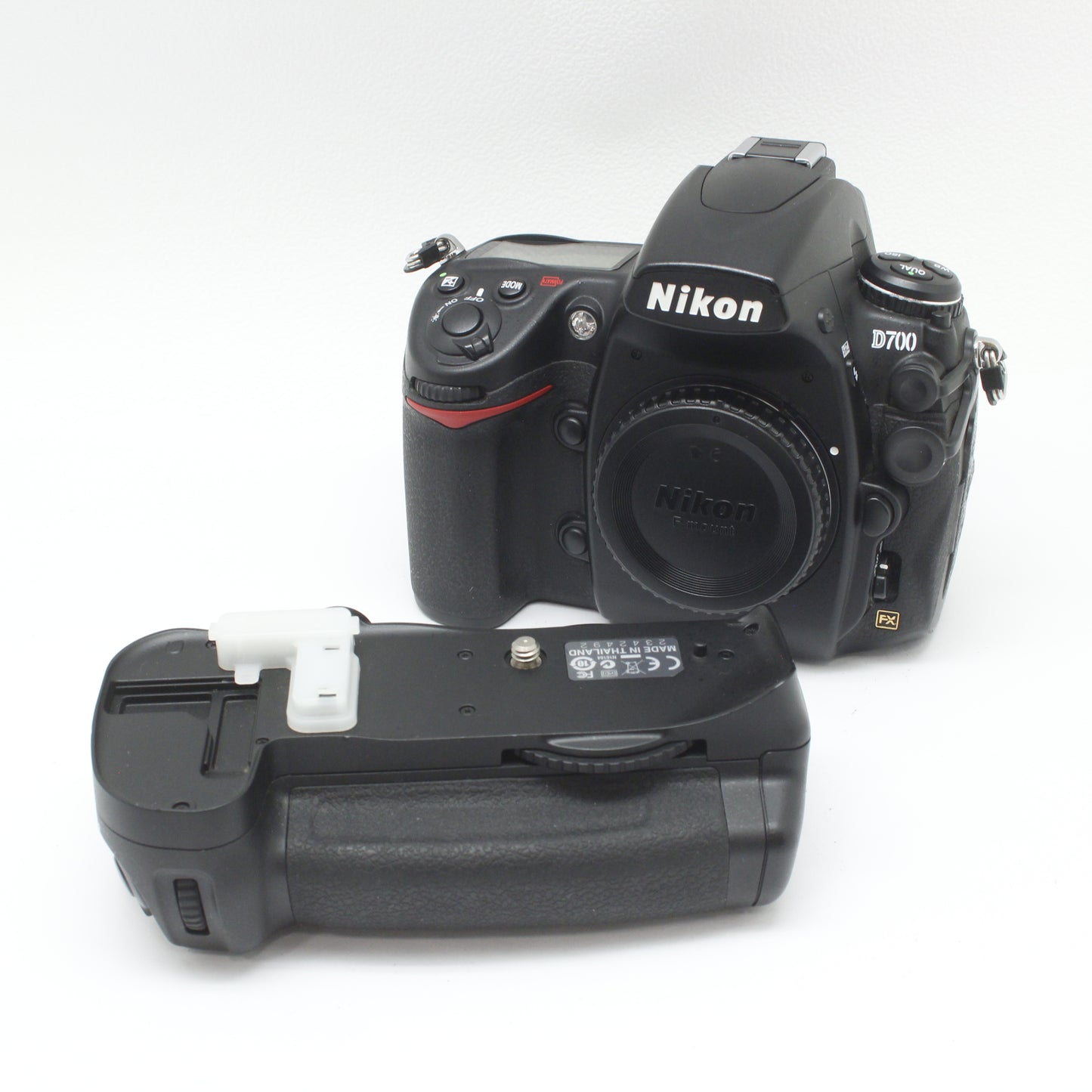中古　Nikon D700 (MB-10付)
