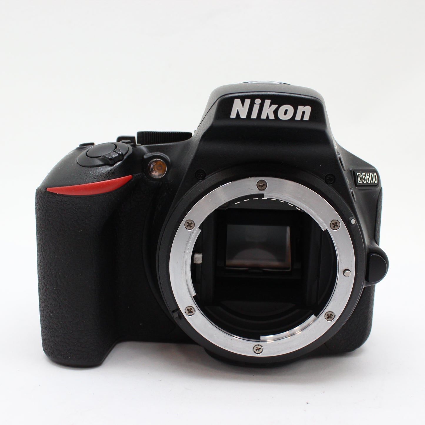 中古 Nikon D5600 ボディ