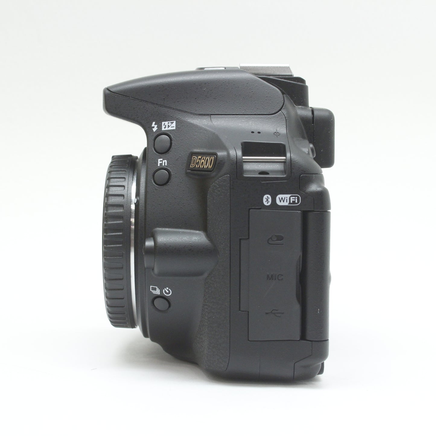 中古 Nikon D5600 ボディ
