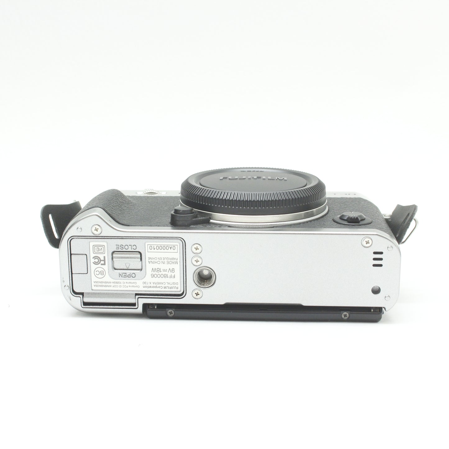 中古 FUJIFILM X-T30 XC 15-45mm レンズキット　【11月15日(土) YouTube生配信でご紹介】