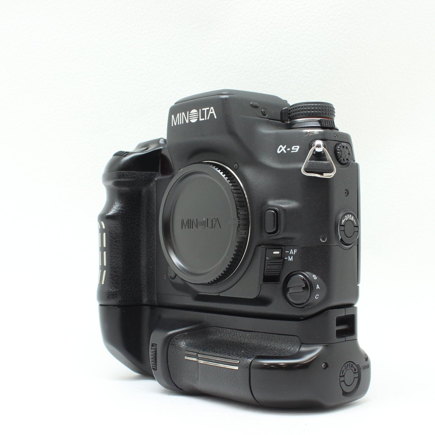 中古 MINOLTA  α-9 ボディ (SSM非対応）＋バッテリーグリップVC-9 【12月6日(土) YouTube生配信でご紹介】