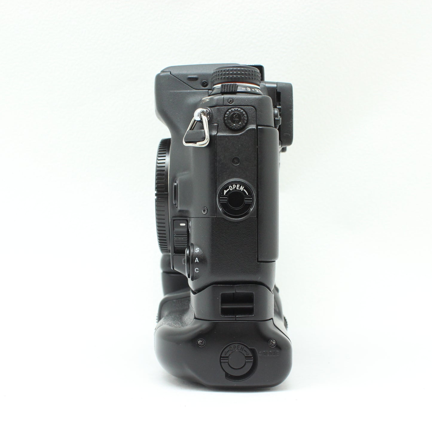 中古 MINOLTA  α-9 ボディ (SSM非対応）＋バッテリーグリップVC-9 【12月6日(土) YouTube生配信でご紹介】