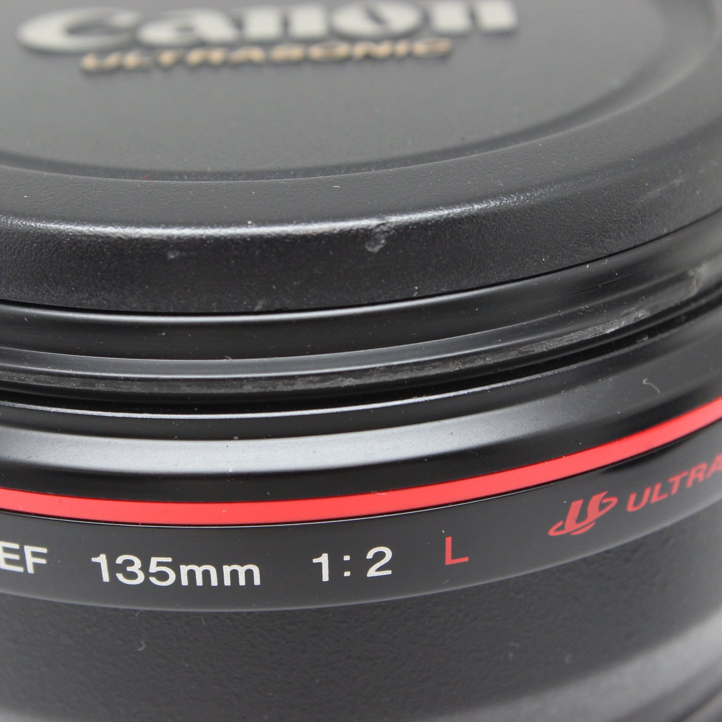 中古 Canon EF 135mm F2 L USM 【12月13日(土) YouTube生配信でご紹介】