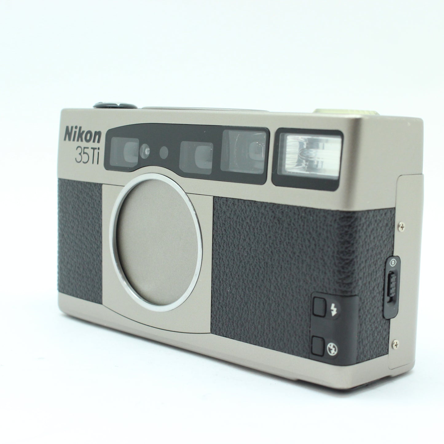 中古 Nikon 35Ti【12月13日(土) YouTube生配信でご紹介】