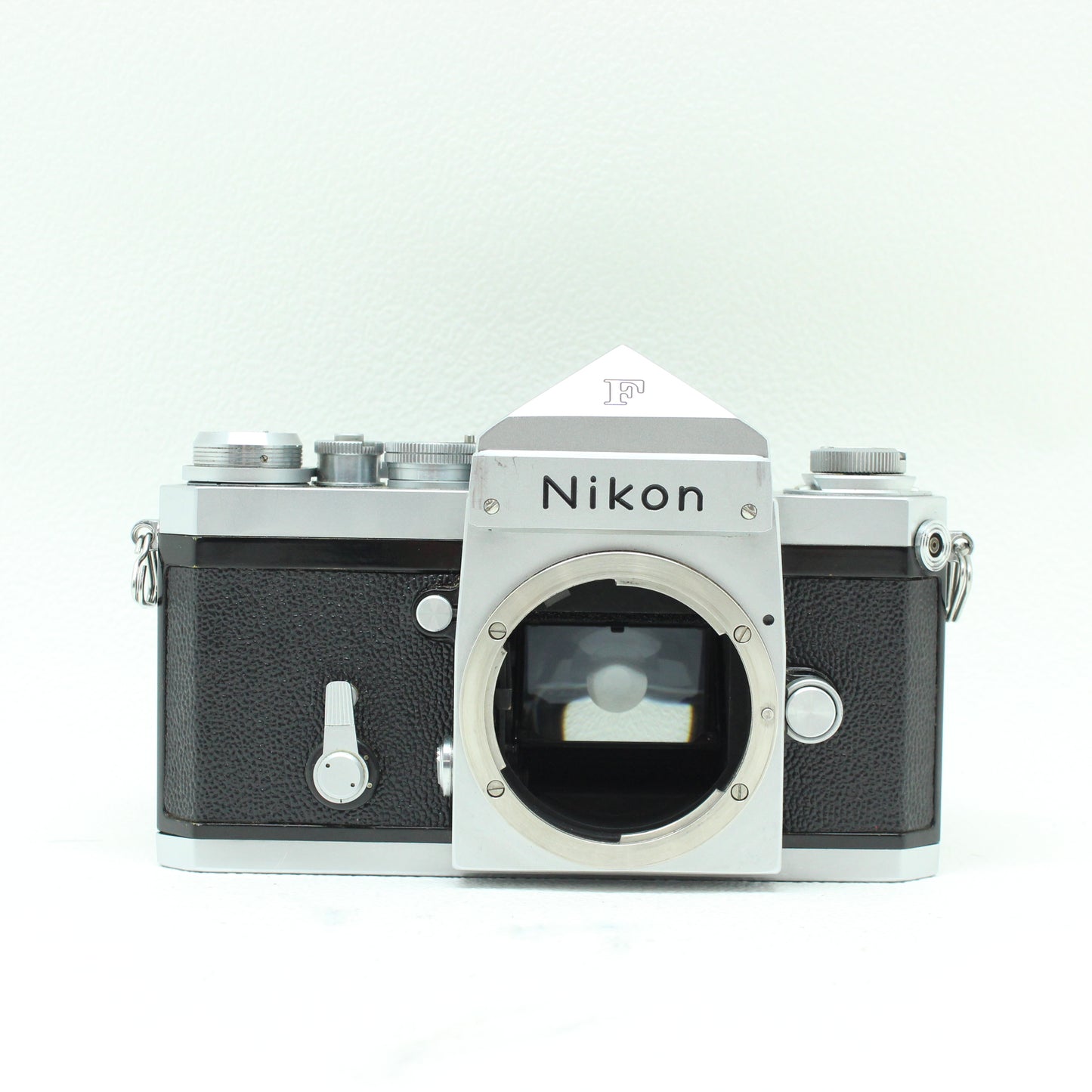 中古 Nikon F アイレベル シルバー　【12月23日(火) YouTube生配信でご紹介】