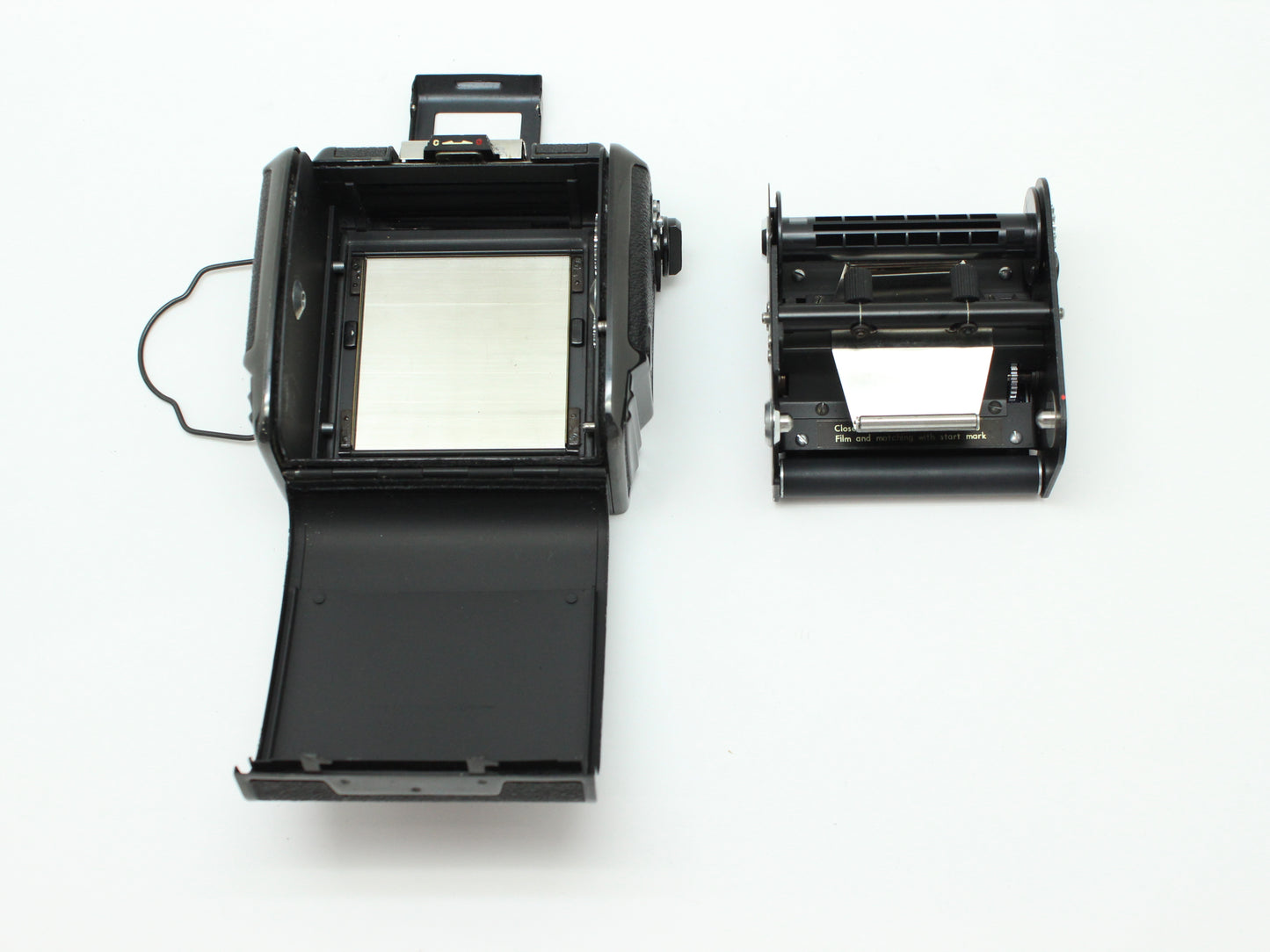 中古 BRONICA FILM BACK S2 ブラック　【12月23日(火) YouTube生配信でご紹介】