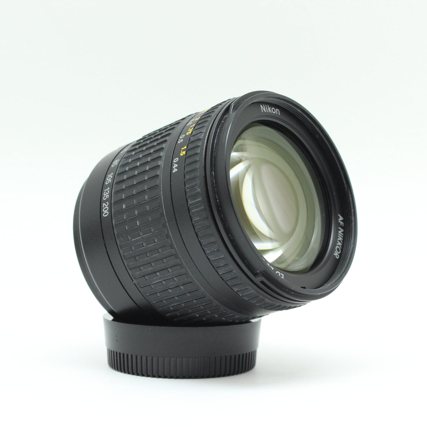 中古 Nikon AF 28-200mm F3.5-5.6G
