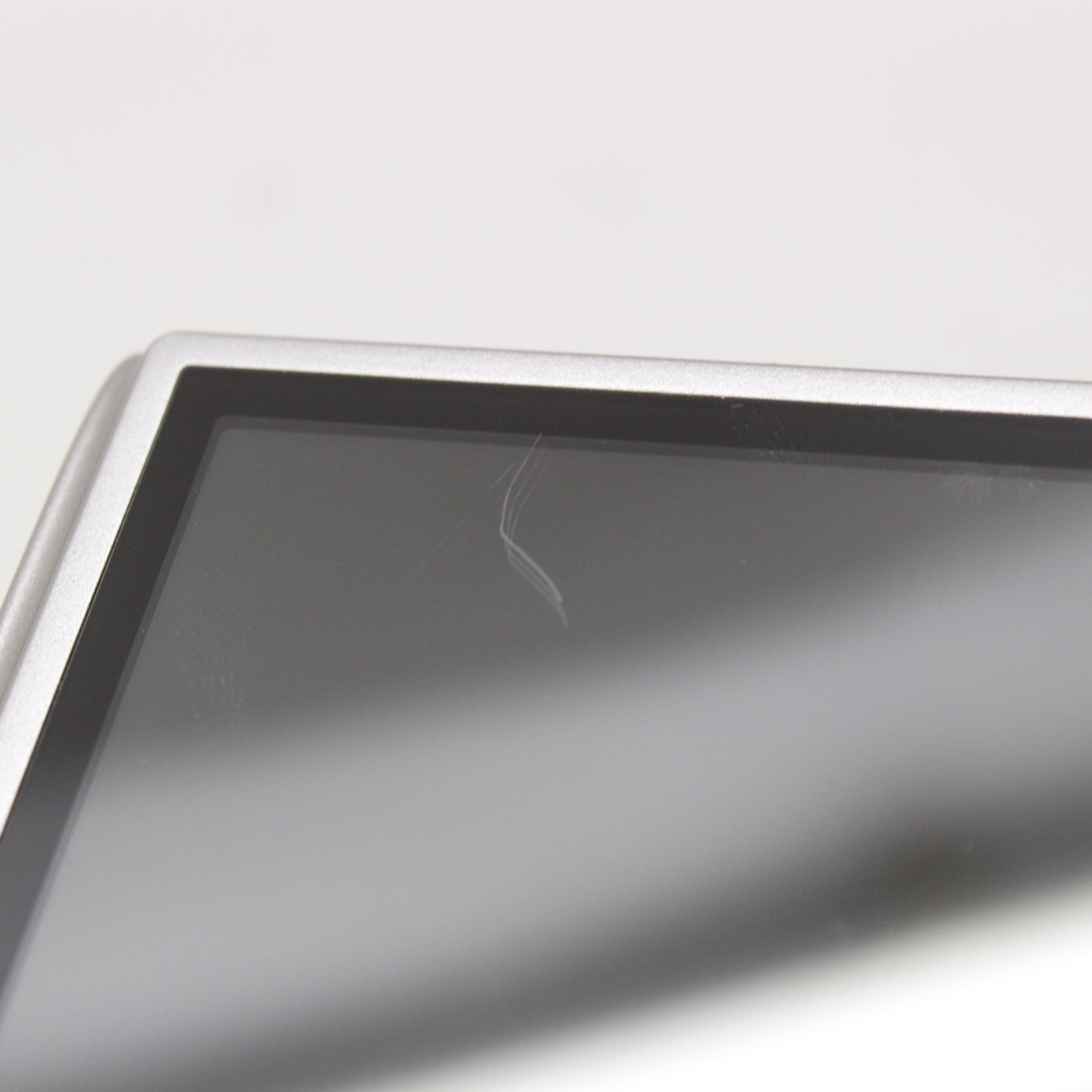 中古 Canon IXY 640 シルバー