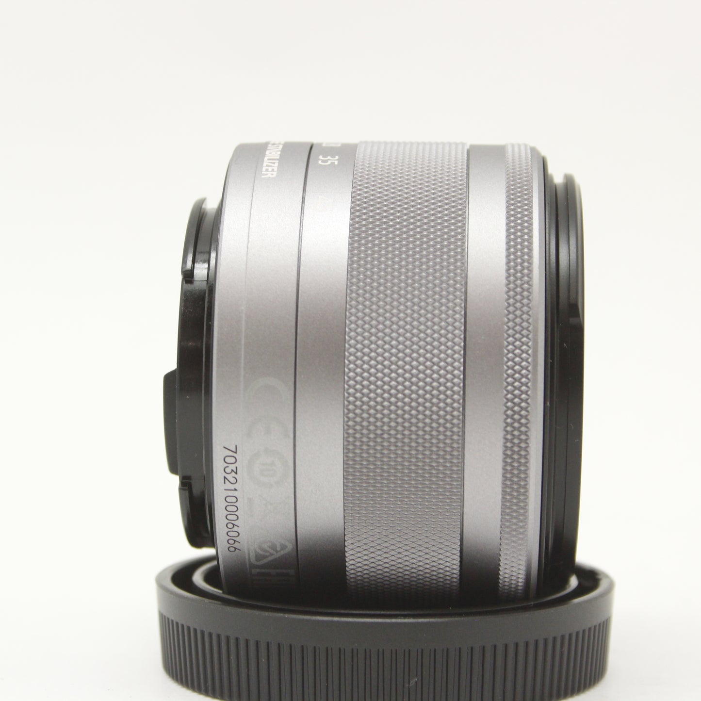 中古 Canon EOS Kiss M ダブルズームキット