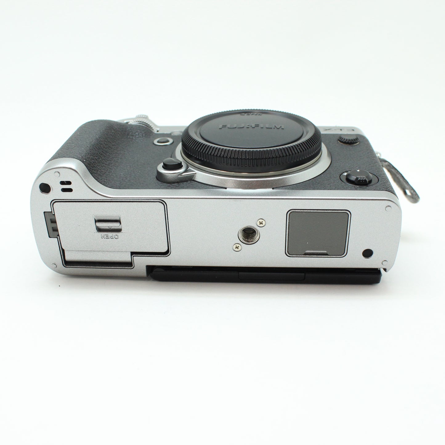 中古 FUJIFILM X-T3 SV ハンドグリップ付き【1月24日(土) YouTube生配信でご紹介】