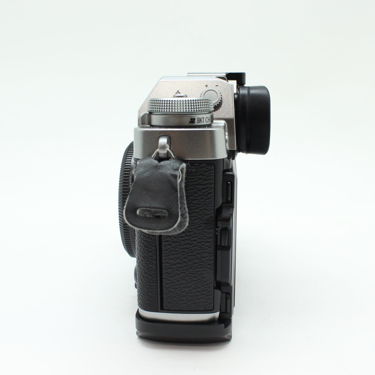 中古 FUJIFILM X-T3 SV ハンドグリップ付き【1月24日(土) YouTube生配信でご紹介】