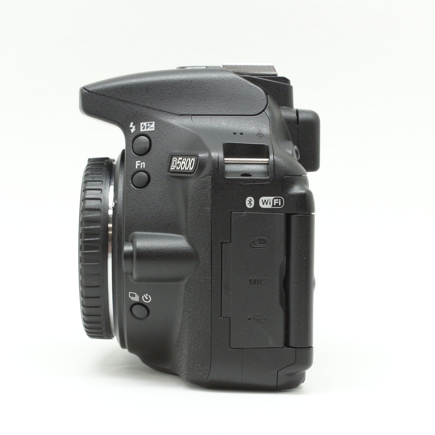 中古 Nikon D5600　ボディ