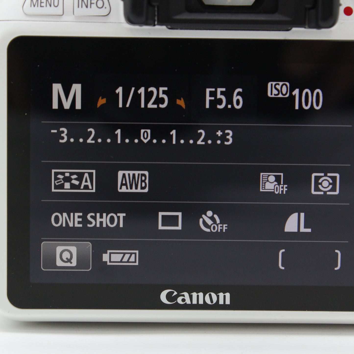 中古 Canon EOS Kiss X7 レンズキット