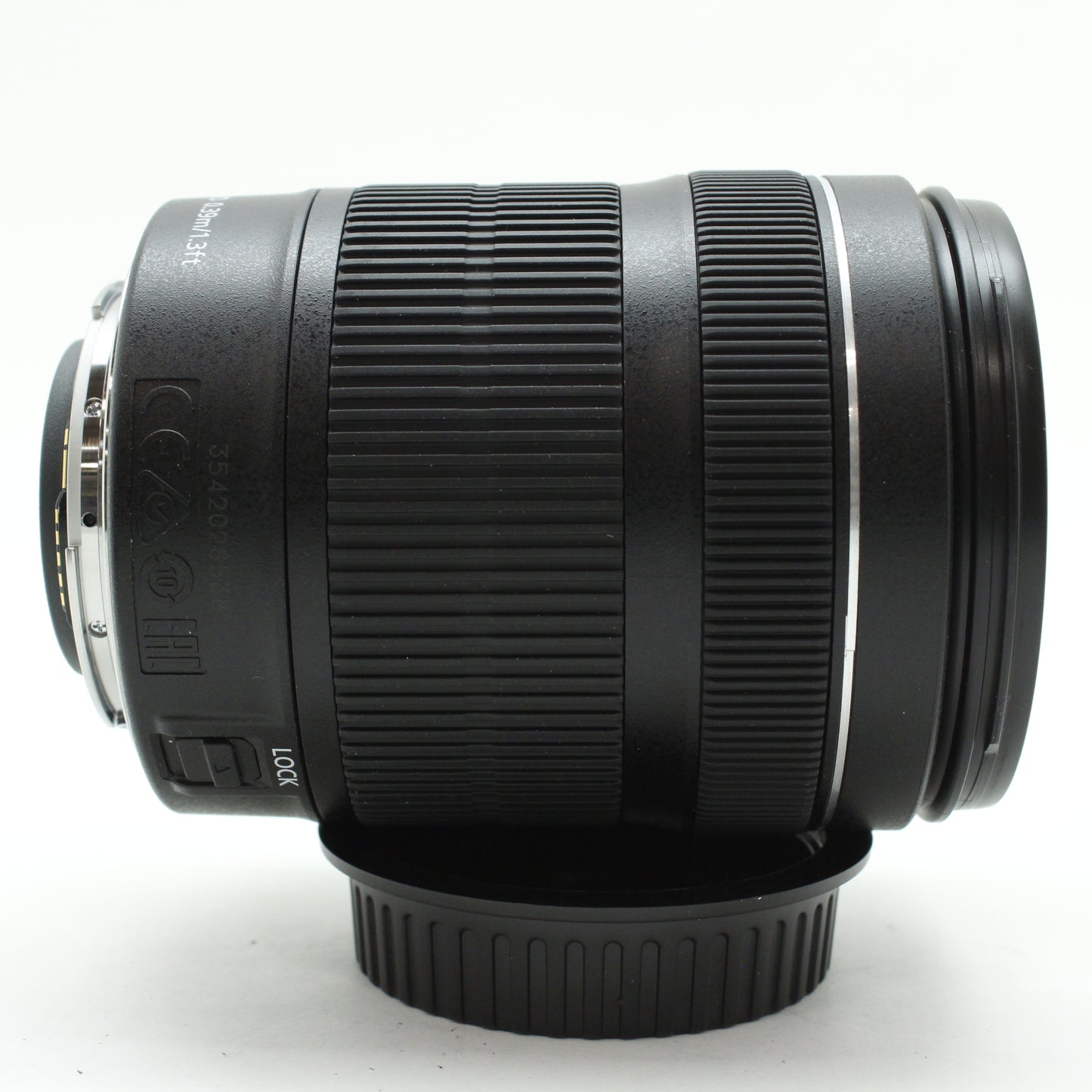中古 Canon EF-S 18-135mm F3.5-5.6 IS STM