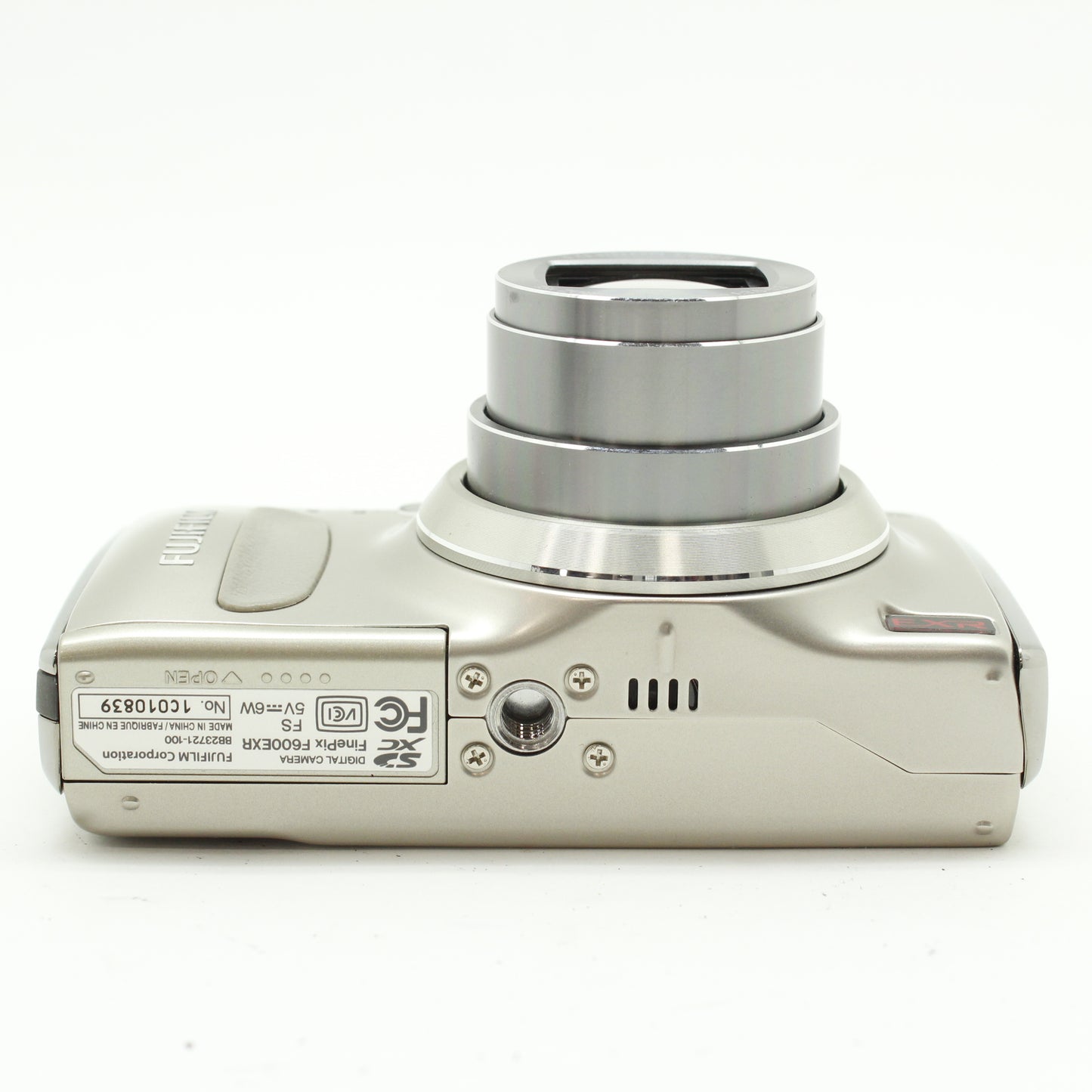 中古 FUJIFILM FINEPIX F600EXR