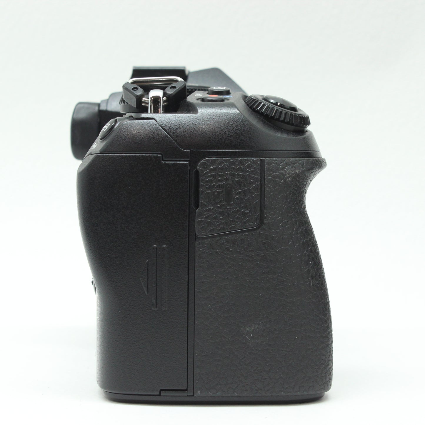 中古 OLYMPUS OM-D E-M1MarkII【3月21日(土) YouTube生配信でご紹介】