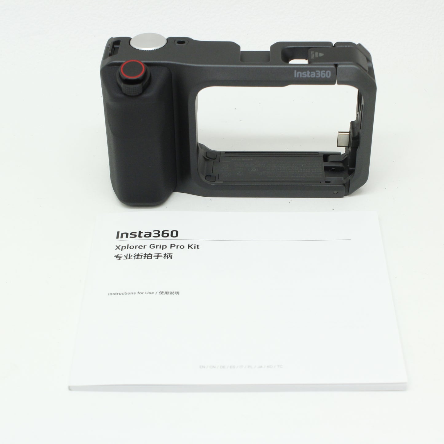 中古 IInsta 360 Ace Pro2 / Xplorer Grip Pro Kit 付