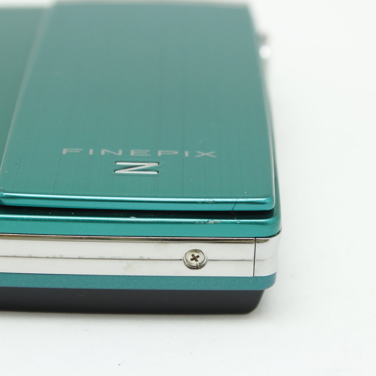 中古 FUJIFILM FinePix Z110