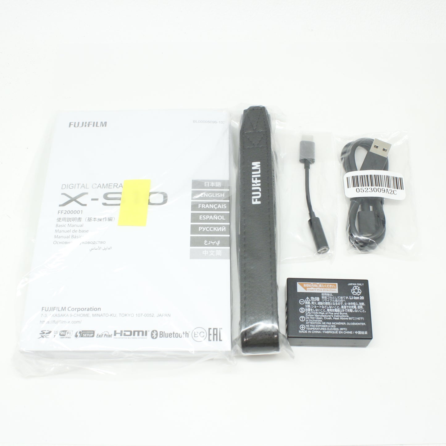 中古 FUJIFILM X-S10 ダブルズームキット 【5月16日(土) YouTube生配信でご紹介】