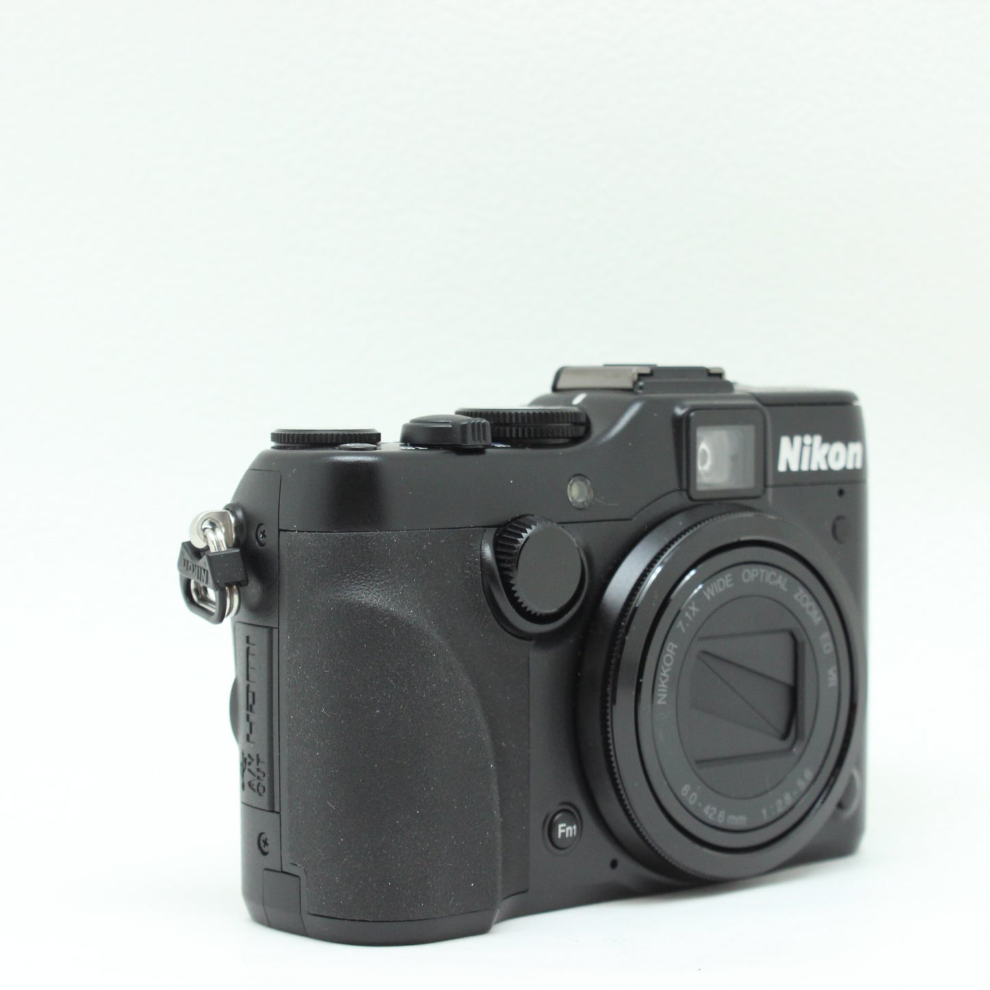 中古 Nikon COOLPIX P7100【5月19日(火) YouTube生配信でご紹介】