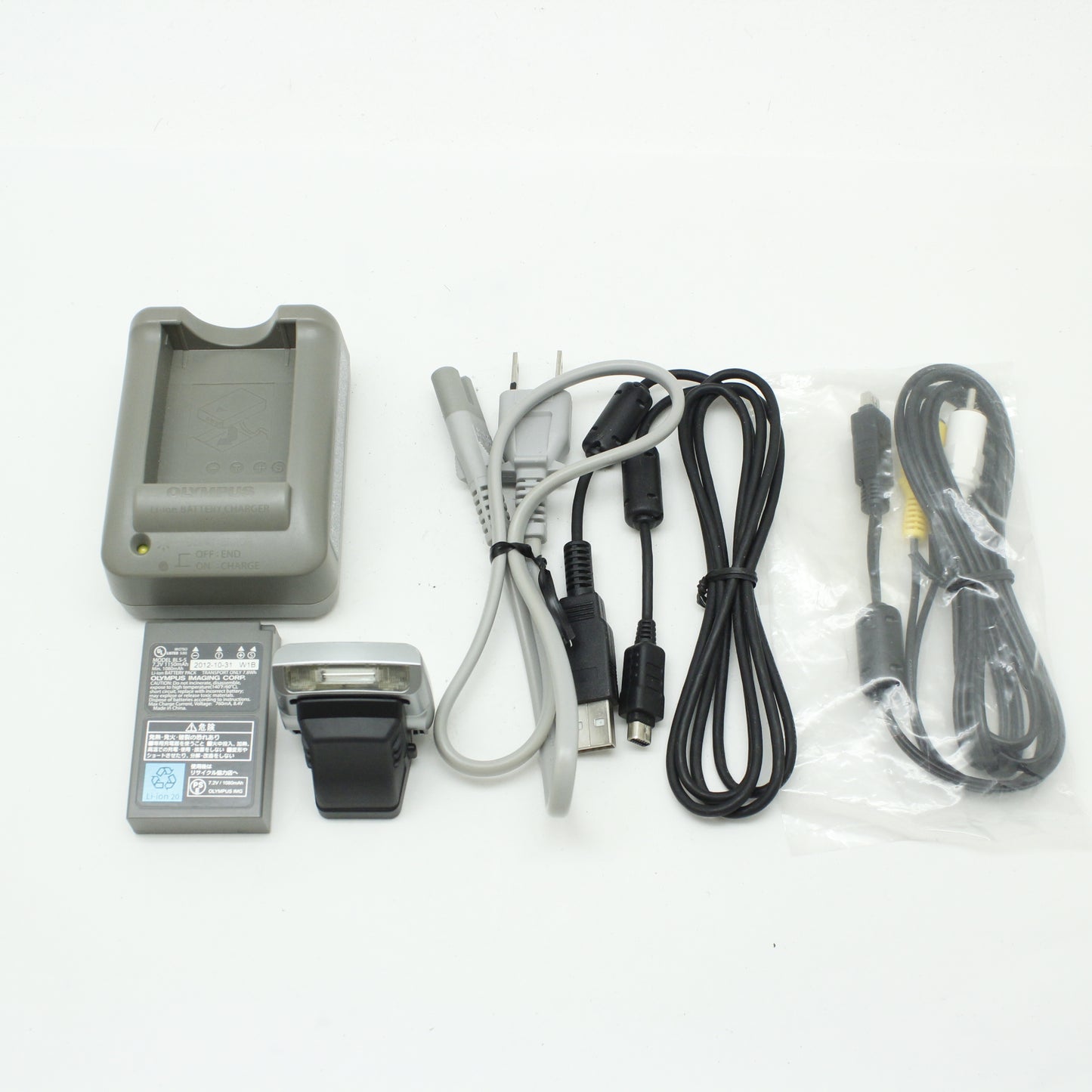 中古 OLYMPUS E-PM2 レンズキット
