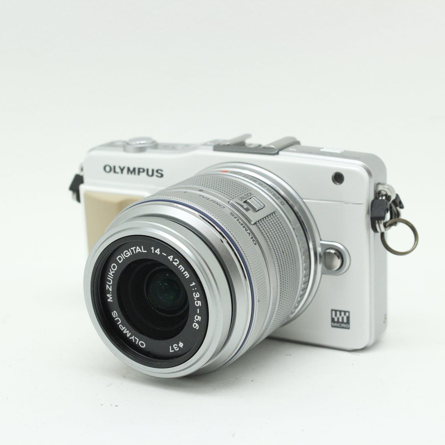 中古 OLYMPUS E-PM2 レンズキット