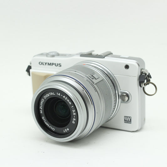 中古 OLYMPUS E-PM2 レンズキット