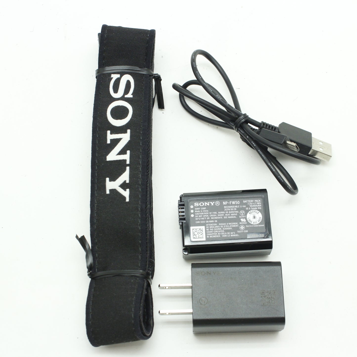 中古 SONY α6400 18-135mmF3.5-5.6 OSS レンズキット【5月23日(土) YouTube生配信でご紹介】