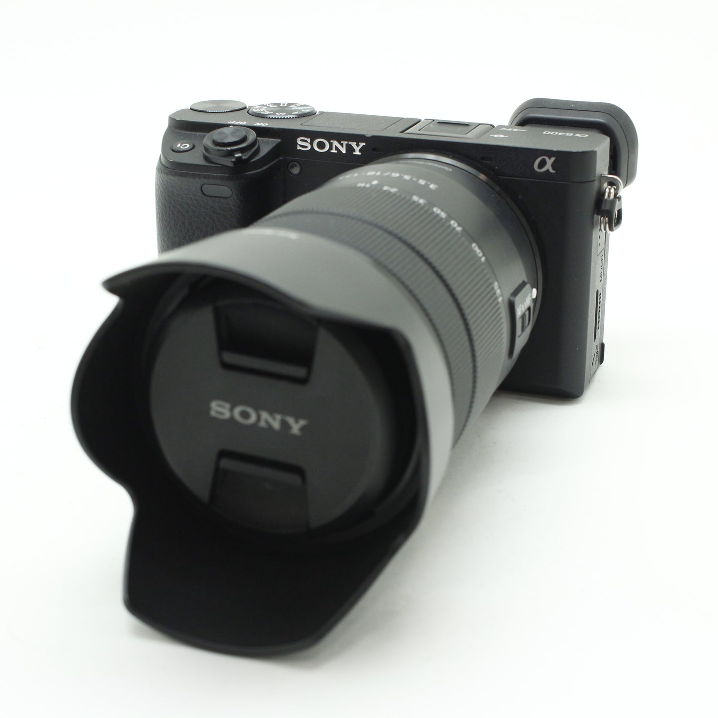 中古 SONY α6400 18-135mmF3.5-5.6 OSS レンズキット【5月23日(土) YouTube生配信でご紹介】