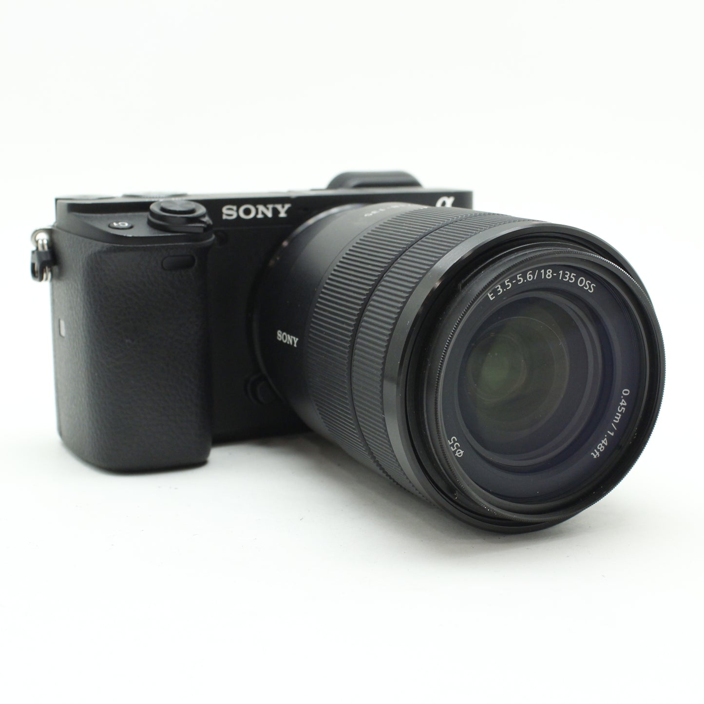 中古 SONY α6400 18-135mmF3.5-5.6 OSS レンズキット【5月23日(土) YouTube生配信でご紹介】