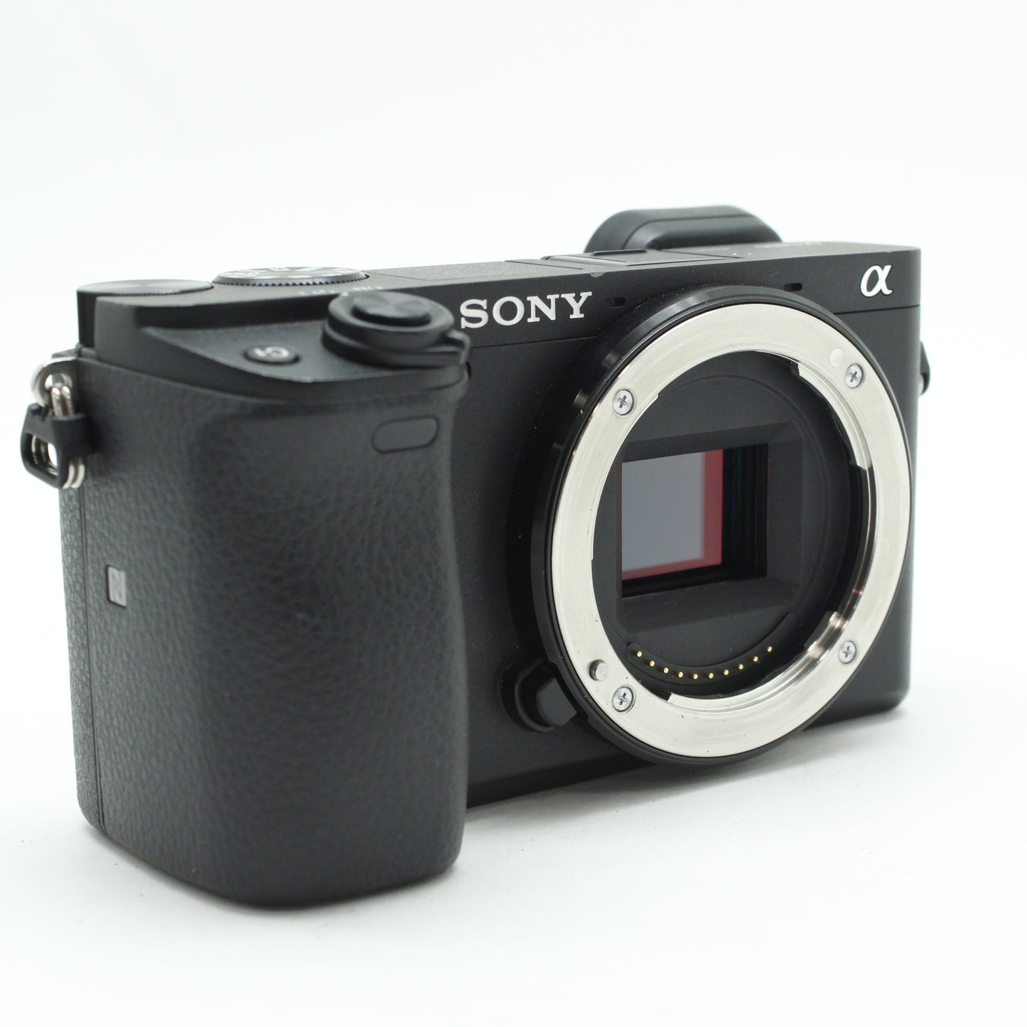 中古 SONY α6400 18-135mmF3.5-5.6 OSS レンズキット【5月23日(土) YouTube生配信でご紹介】