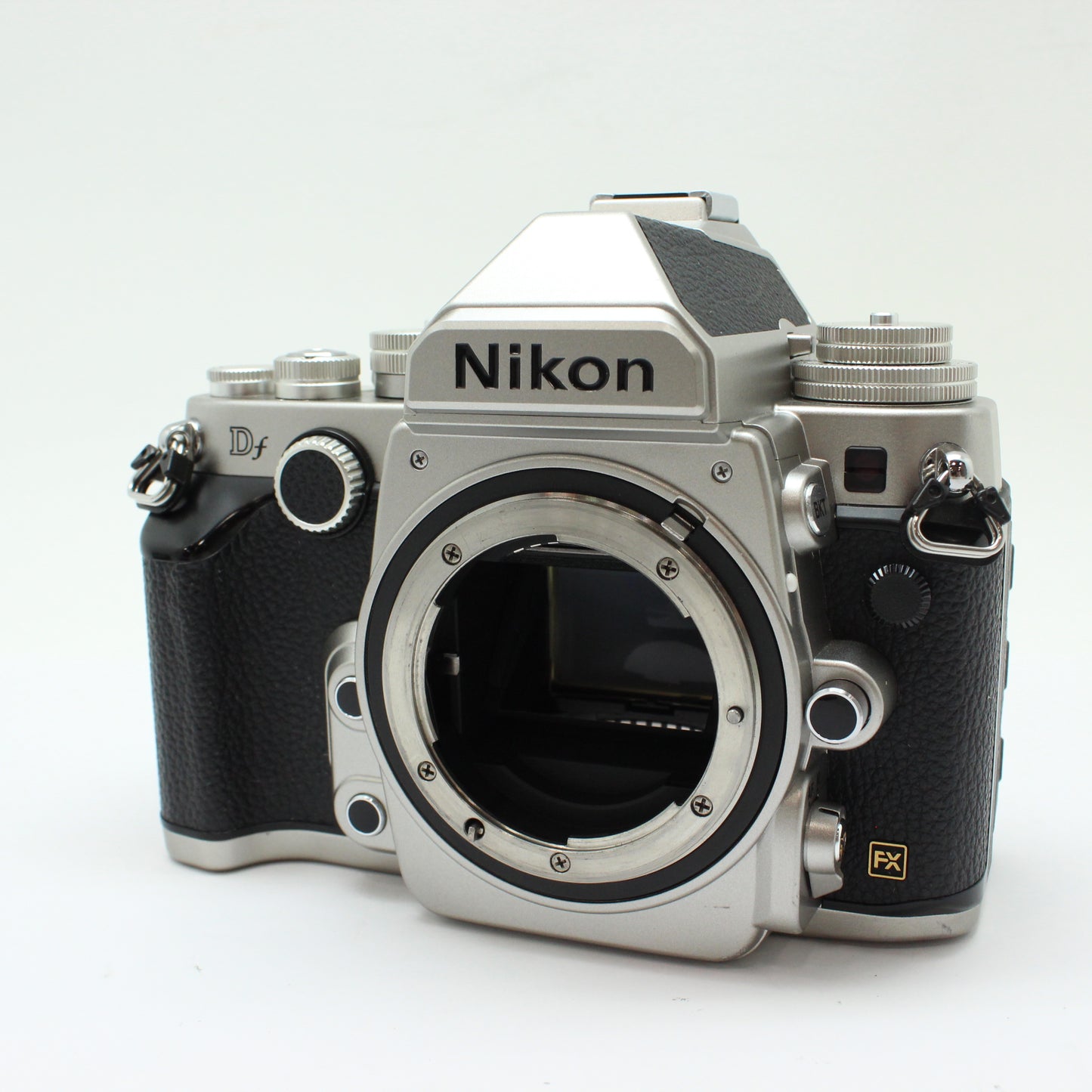 中古 Nikon Df (SV) ボディ【5月23日(土) YouTube生配信でご紹介】
