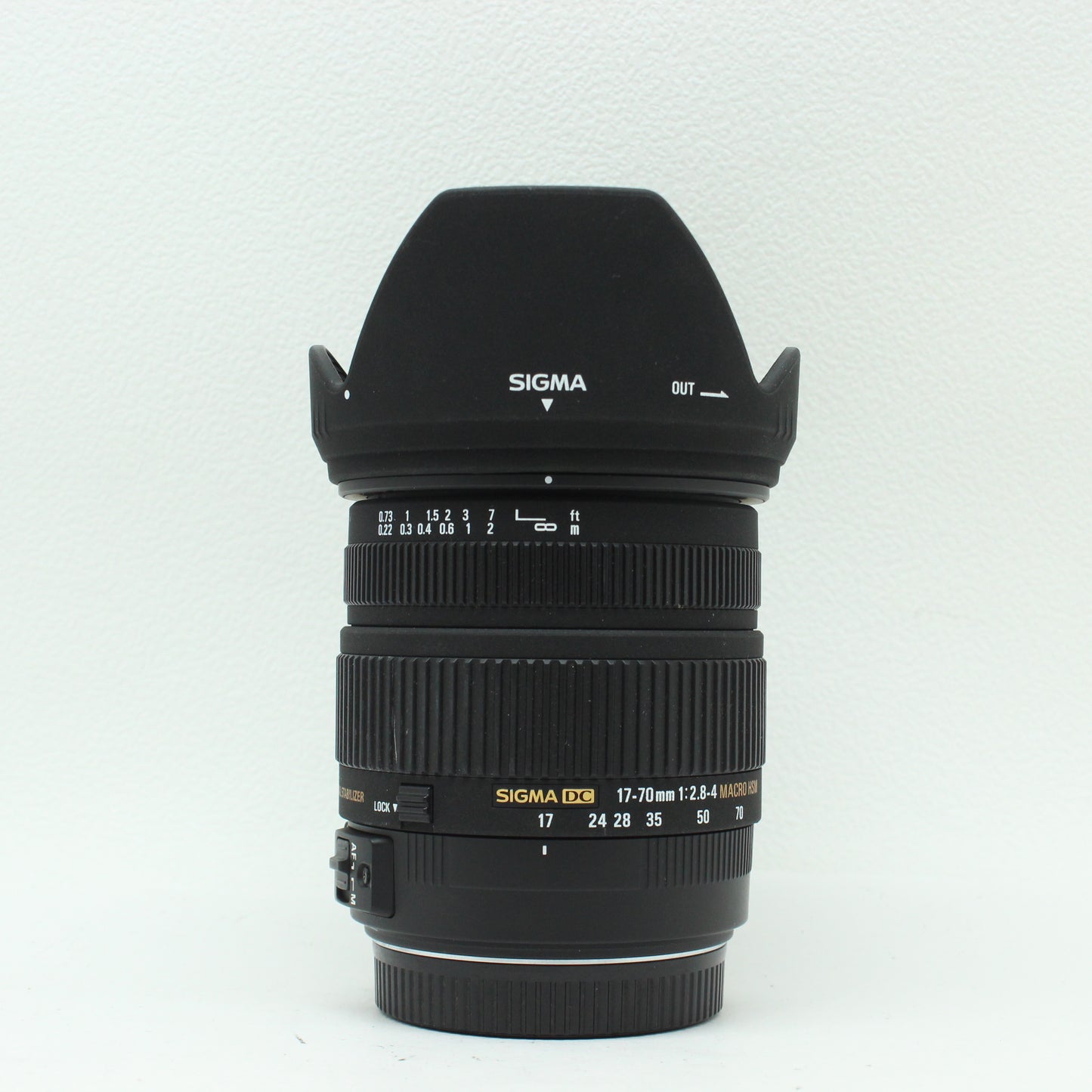 中古 SIGMA 17-70mm F2.8-4 DC MACRO (キヤノン用) 　【6月13日(土) YouTube生配信でご紹介】